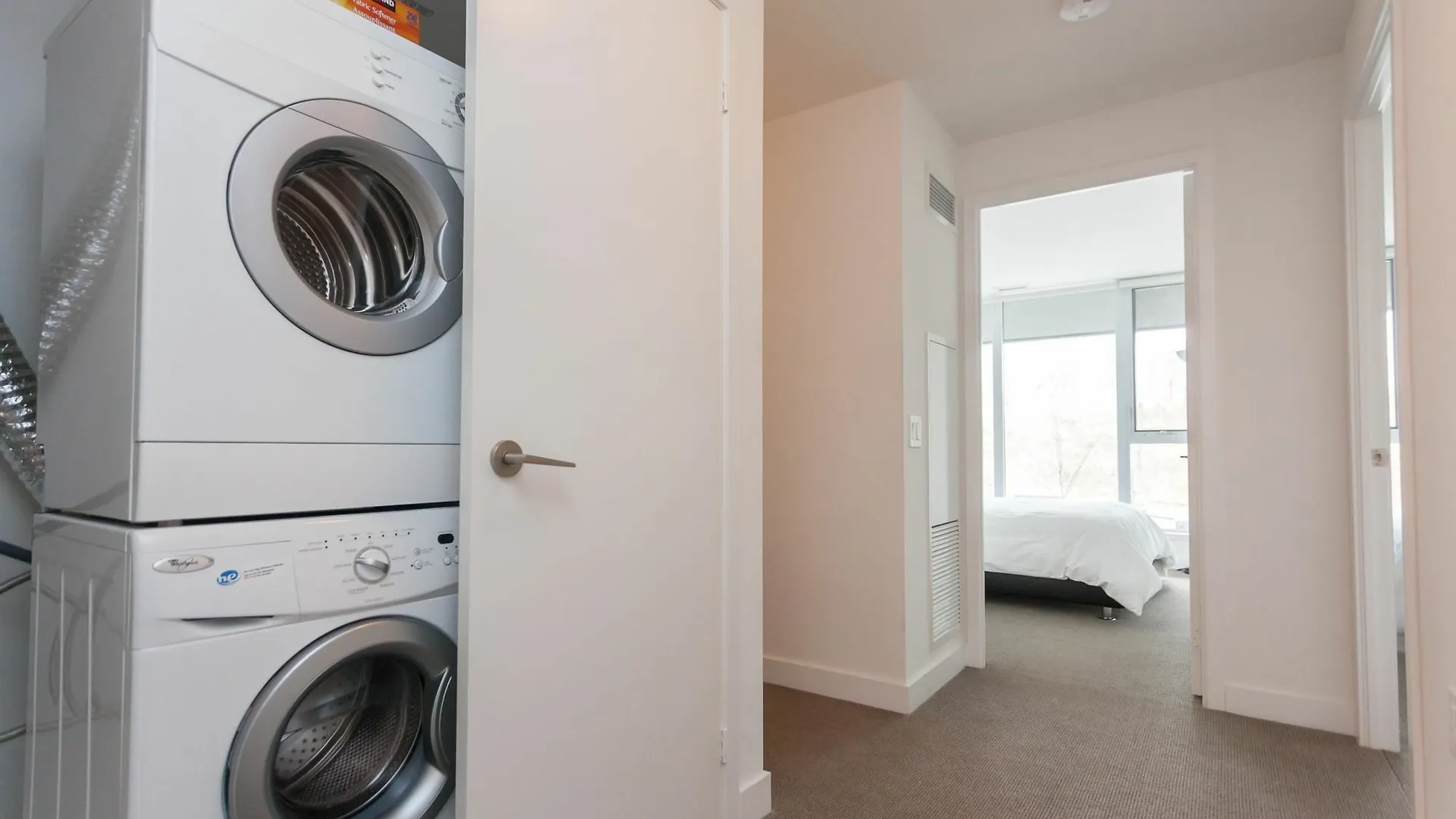 Applewood Suites - Condo Townhome Toronto 0*,  Kanada